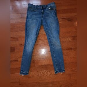 Abercrombie & Fitch Women's Blue Skinny Jeans